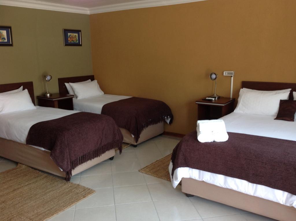 نيلسبروت Amigos Bed & Breakfast - No Loadshedding الغرفة الصورة